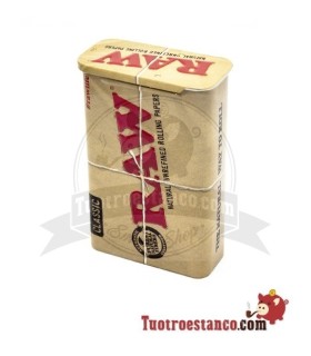 Étui à cigarettes en métal brut, capacité pour 20 cigarettes.